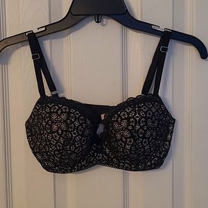 VICTORIA SECRET DREAM ANGEL LINED DEMI, 32DD Black and Nude